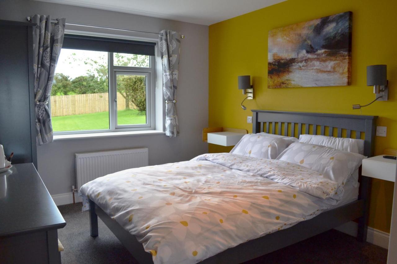Beal Na Banna Apartment Coleraine Exterior photo